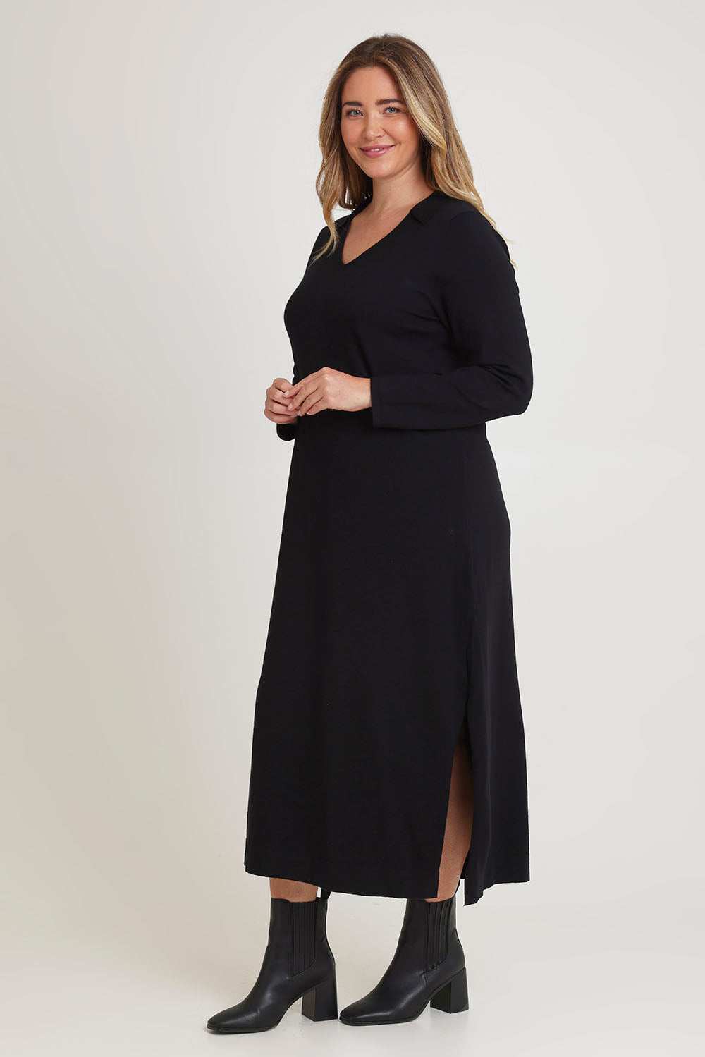 Model Chanel wearing size XL of The Comfort True Knit Johnny Collar Dress in colour Black (Black), from the front, showing the whole outfit