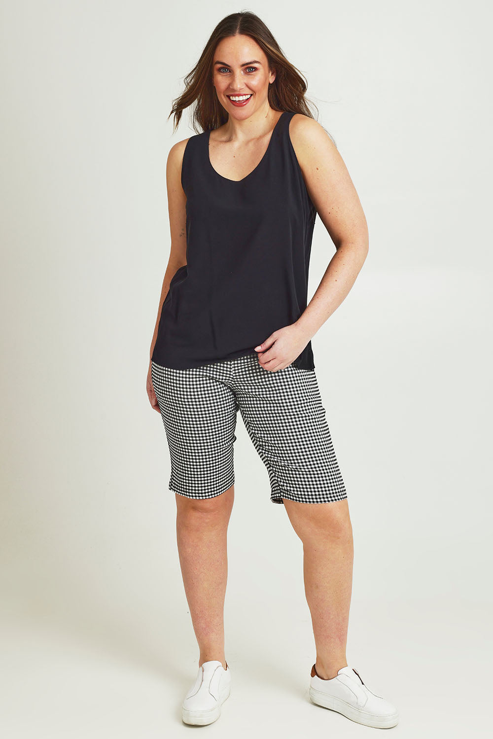 Model Jane wearing size 14 of The Keepers Check Cotton Short in colour Blackwhite (Black), from the front, showing the whole outfit