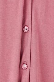 Product shot of The Pack & Go Luxe Bamboo Button Up Dress with Pockets in colour Smokeyrose (Pink), detail
