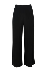Product shot of The Pack & Go Luxe Bamboo Wide Leg Pant in colour Black (Black), from the front