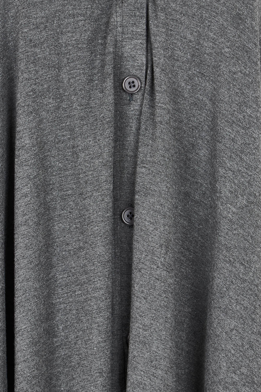 Product shot of The Pack & Go Luxe Bamboo Shrug in colour Charcoal (Grey), detail