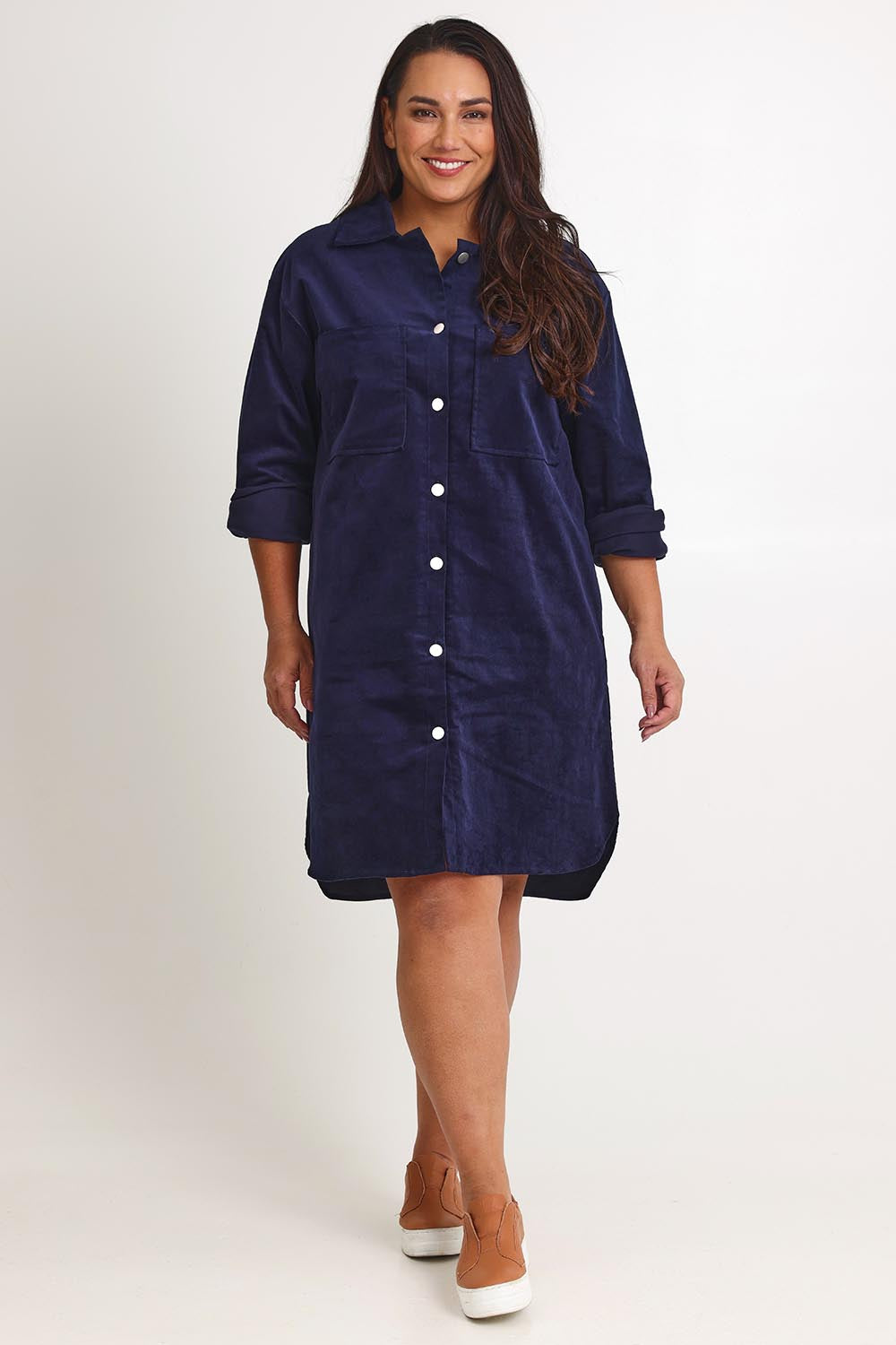 Model Ashleigh wearing size 16 of The Cord Shacket Dress With Pockets in colour Darknavy (Blue), from the front, showing the whole outfit