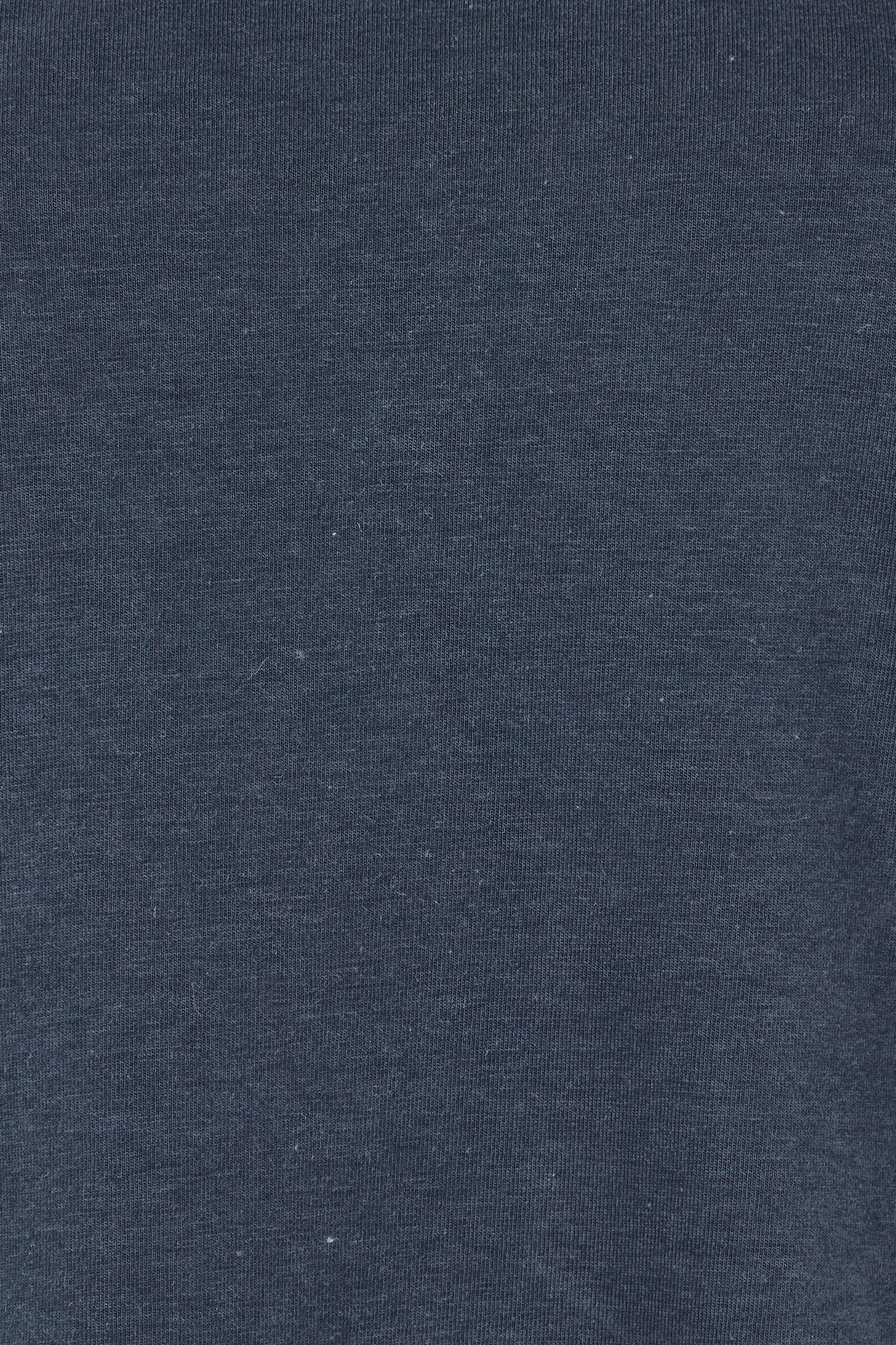 Product shot of The Classic Long Sleeve Tee in colour Darknavy (Blue), detail