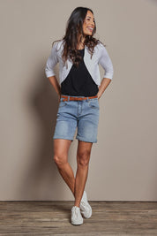 Model Amanda wearing size 10 of The Mix Me Match Me Bamboo Shrug in colour White (White), from the front, showing the whole outfit