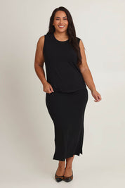Model Ashleigh wearing size 16 of The Mix Me Match Me Bamboo Tank in colour Black (Black), from the front, showing the whole outfit