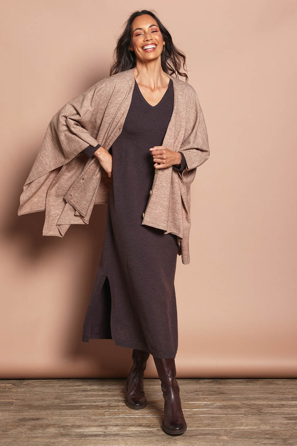 The Travel Anti Pilling 3 Way Poncho – Oatmeal