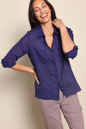 Model Amandam wearing size 10 of the The Go To Comfort Shirt - Navy in colour Navy, in a cropped view