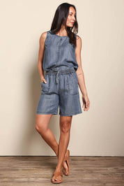 Model Amandam wearing size 10 of the The Luxe Lyocell Pull On Shorts – Indigo in colour Indigo, from the front