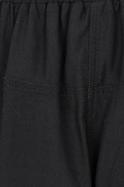 Product shot of The Soft Utility Pant in colour Black (Black), detail