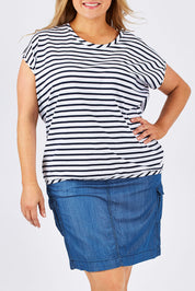 Model Ljubenka wearing size 18 of The Drape Tee in colour NavyStripe (Blue), from the front, cropped image