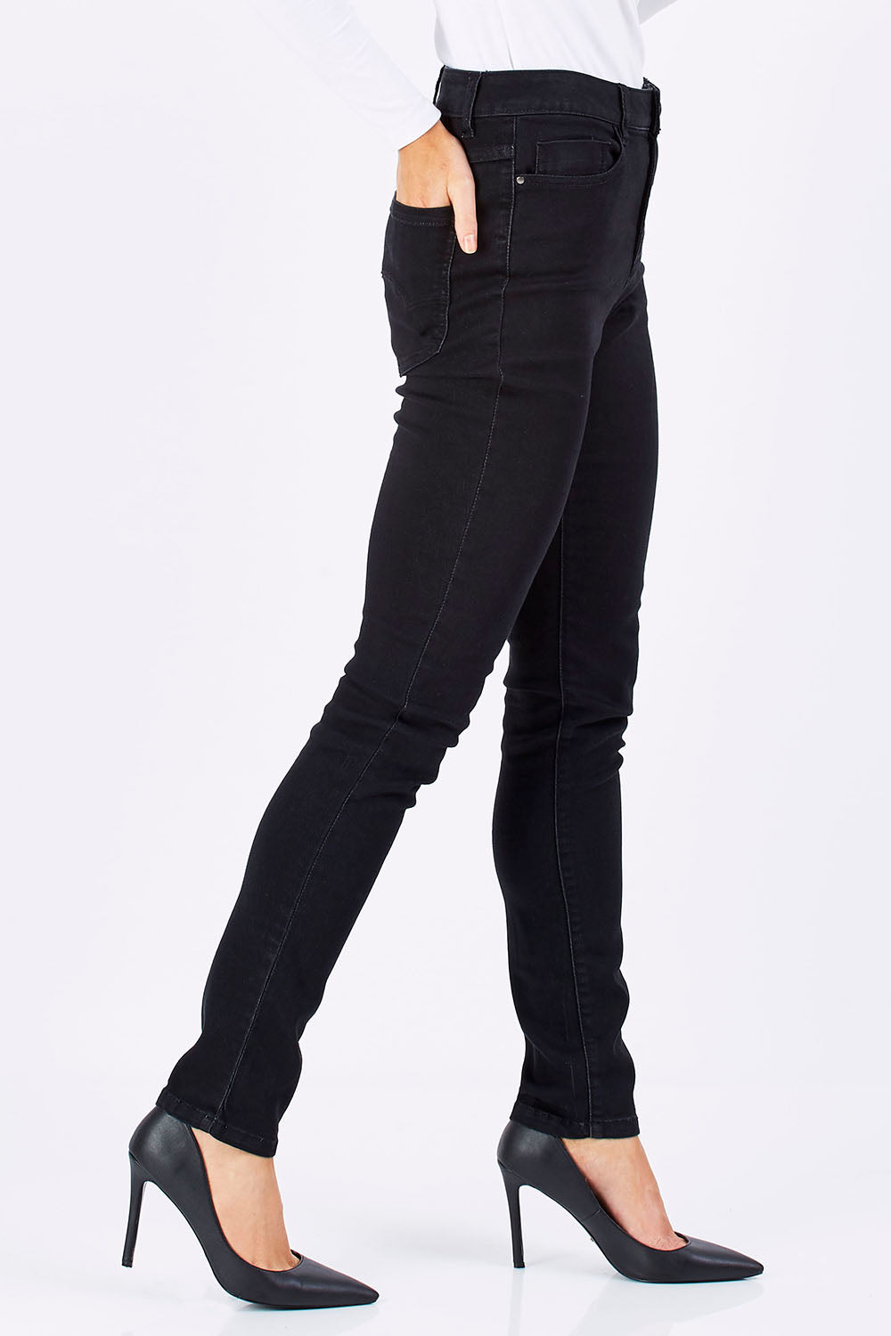 Model Marnee wearing size 10 of The Slim Leg Powerstretch Jean in colour Black (Black), from the front, cropped image