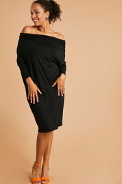 Model Noli wearing size 14 of The Multiin colourWay Dress - Black (Black), from the front, showing the whole outfit