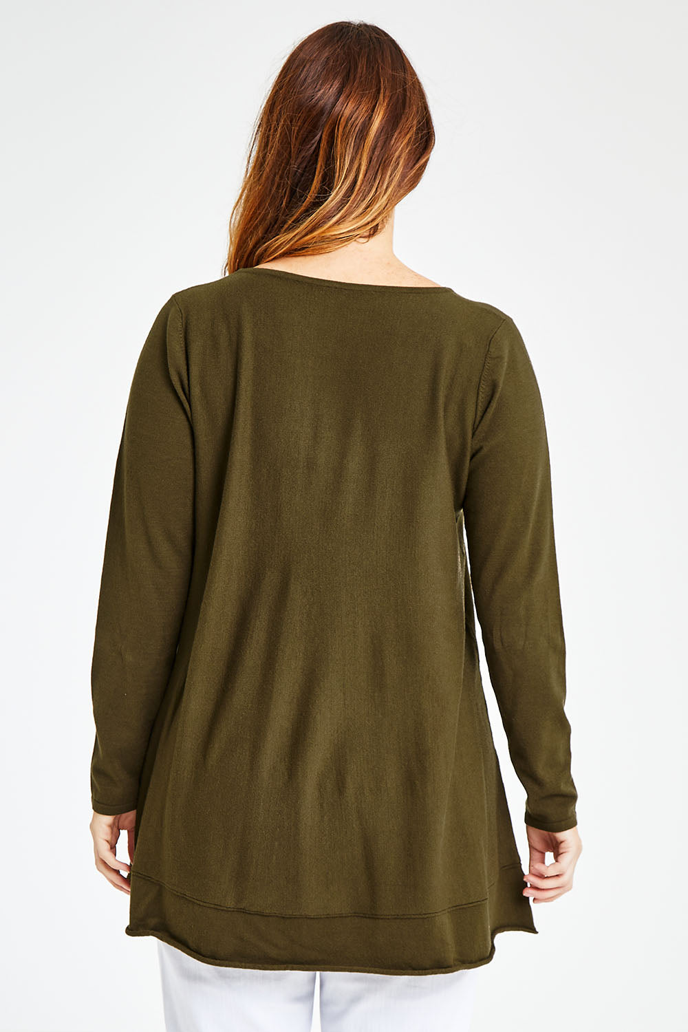 Model Laura wearing size L of The Swing Knit in colour Khaki (Green), from the back