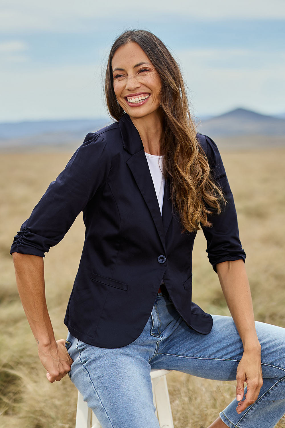 Model Amanda wearing size 10 of The Everyday Blazer in colour DarkNavy (Blue), from the front, showing the whole outfit