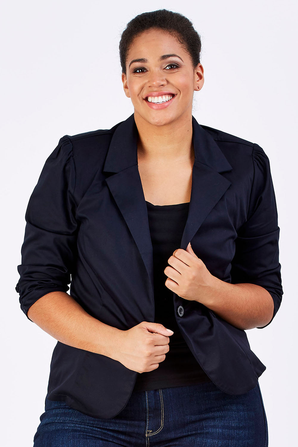 Model Shareefa wearing size 18 of The Everyday Blazer in colour DarkNavy (Blue), from the front, showing the whole outfit