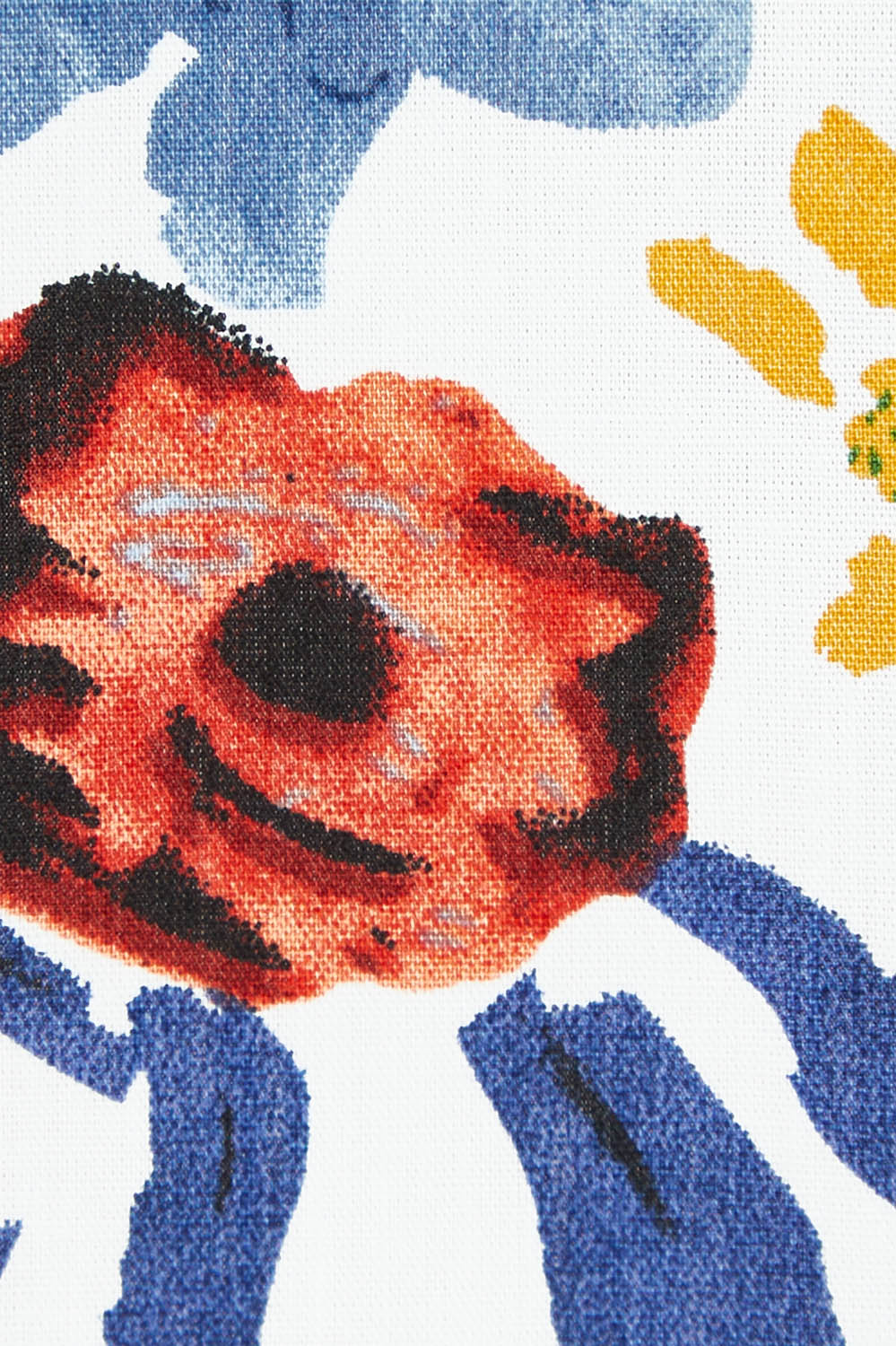Product shot of The 3/4 Sleeve Cotton Shirt in colour Tulips (White), detail