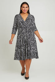 Preloved The 3/4 Sleeve Printed Jersey Dress - Leaf