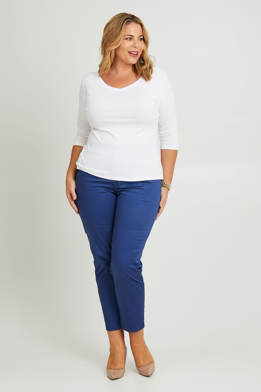 Model Fiona wearing size 16 of The Reversible Cotton Jersey Top in colour White (White), from the front, showing the whole outfit