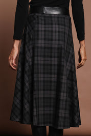 Model Amanda wearing size 10 of The Cotton Check Flare Skirt in colour Blackgrey (Black), from the back