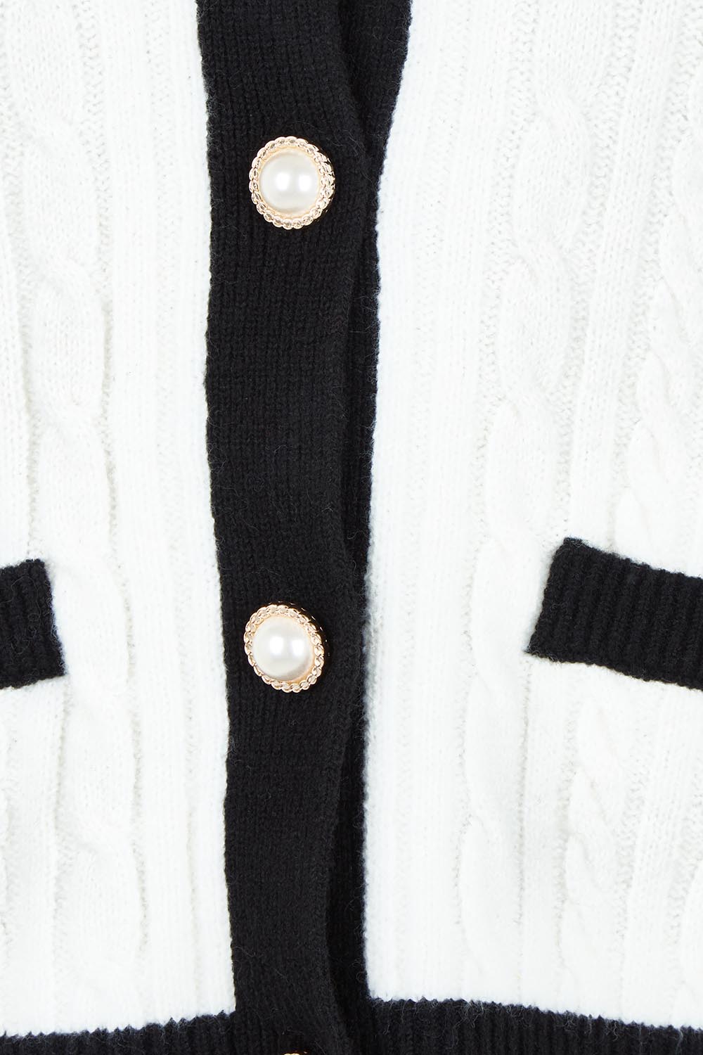 The Cable Knit Cardi – Ivoryblack