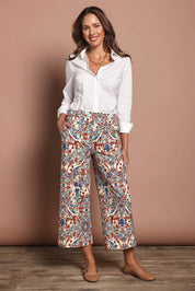 Model Madeline wearing size 10 of The Printed Wide Leg Culotte in colour Mirage, from the front, showing the whole outfit