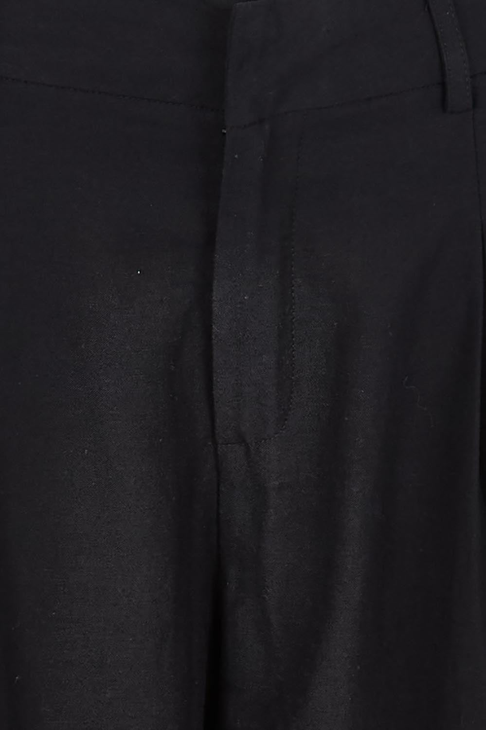 Product shot of the The Linen Blend Tailored Pant - Black in colour Black, showing detail