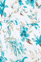 Product shot of the The Printed Stretch Pocket Pant – Aquafleur in colour Aquafleur, showing detail