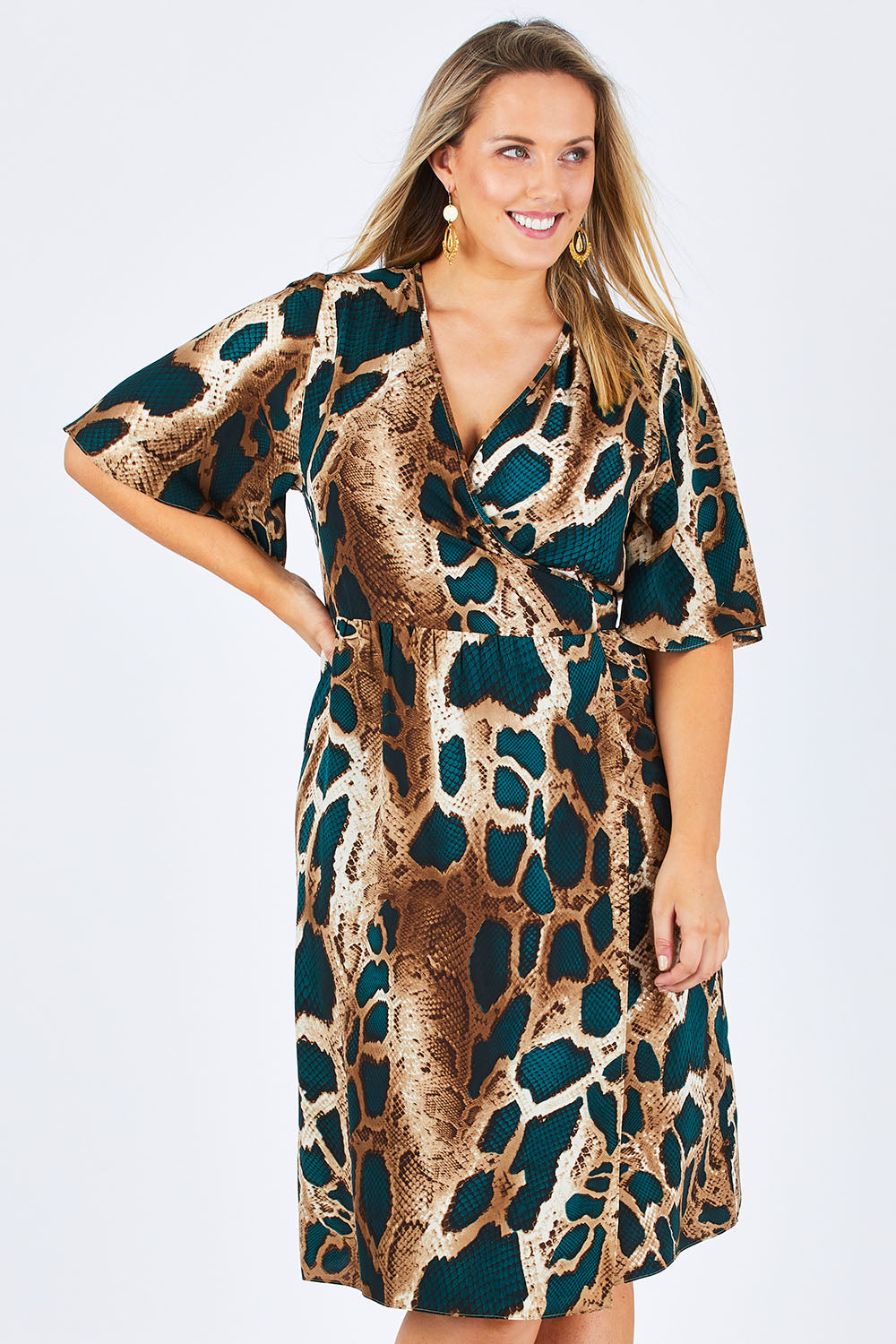 Model Jess wearing size 12 of the Belle Python Kimono Print Dress in colour Pythprt (Black), from the front, cropped image