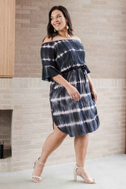 Model Lauren wearing size 16 of the Belle Tie Dye Dress in colour Charcoal (Grey), from the front, showing the whole outfit