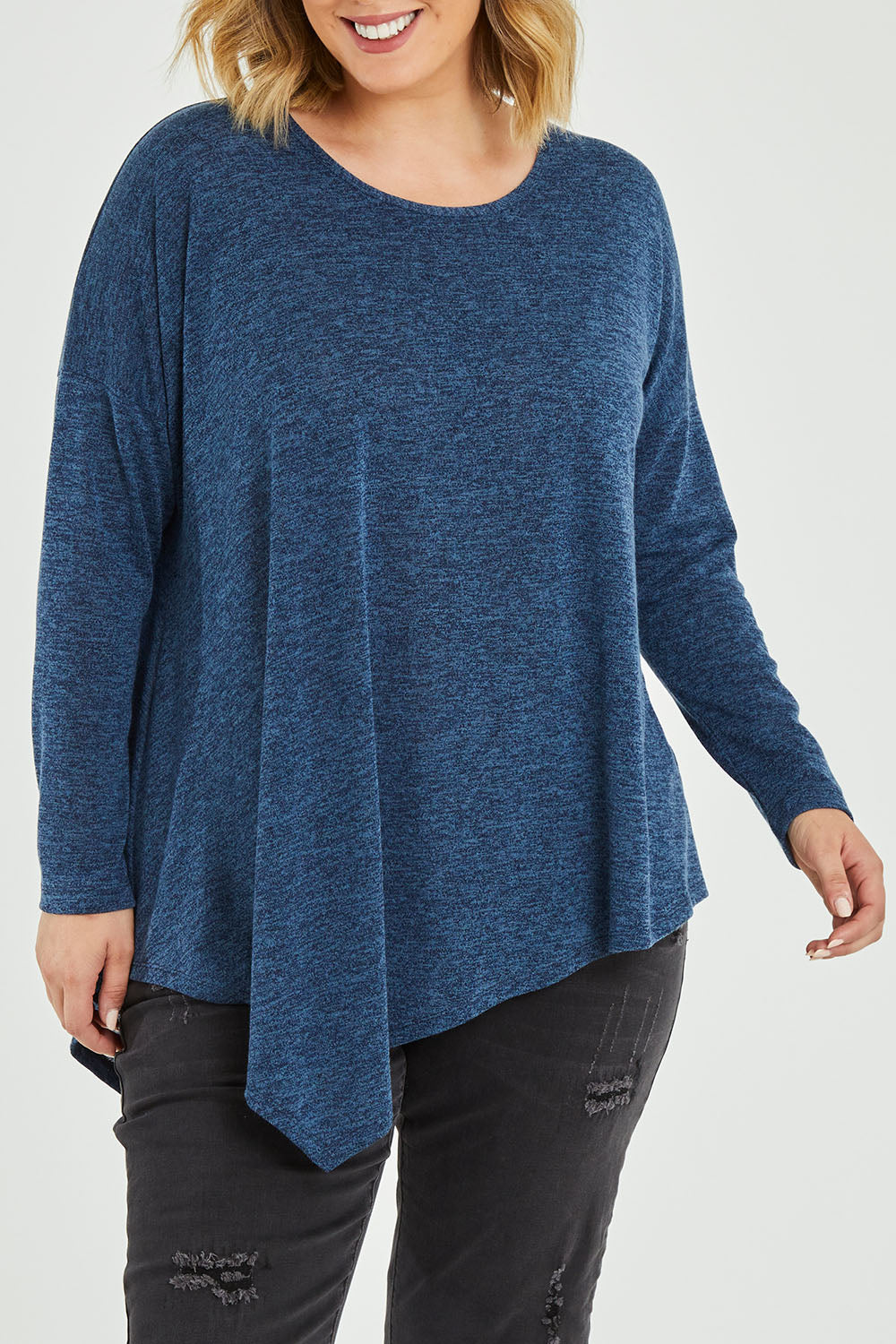 Model Jess wearing size 14 of the Belle Wooly Knit Throw Over in colour Denimblue (Blue), from the front, cropped image