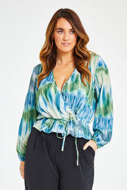 Model Laura wearing size 12 of the Belle Tie Dye Top in colour Tiedye (Blue), from the front, cropped image