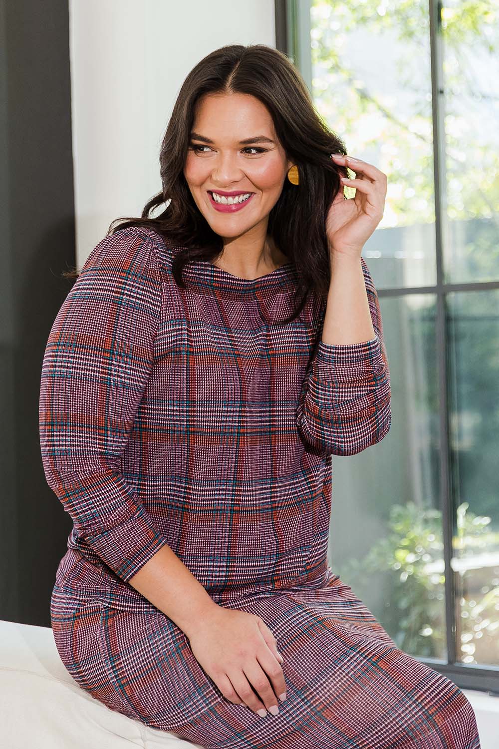 Model Sasha-Lee wearing size 16 of the Belle Check Tee in colour Check, from the front, showing the whole outfit