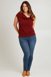 Model Laura wearing size 14 of the Belle Boot Leg Jean in colour Denim (Blue), from the front, showing the whole outfit