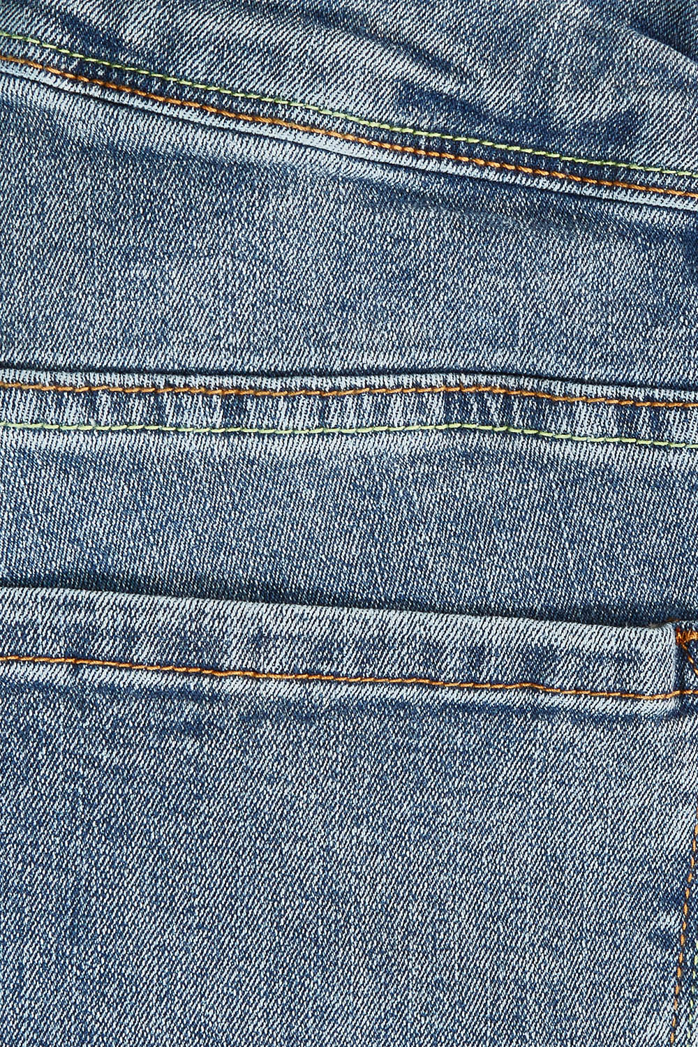 Product shot of the Belle Boot Leg Jean in colour Mediumblue (Blue), detail