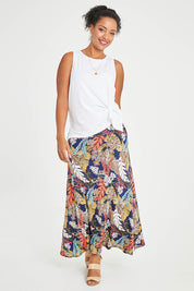 Model Noli wearing size 14 of the Belle Luxe Bamboo Tank in colour White (White), from the front, showing the whole outfit