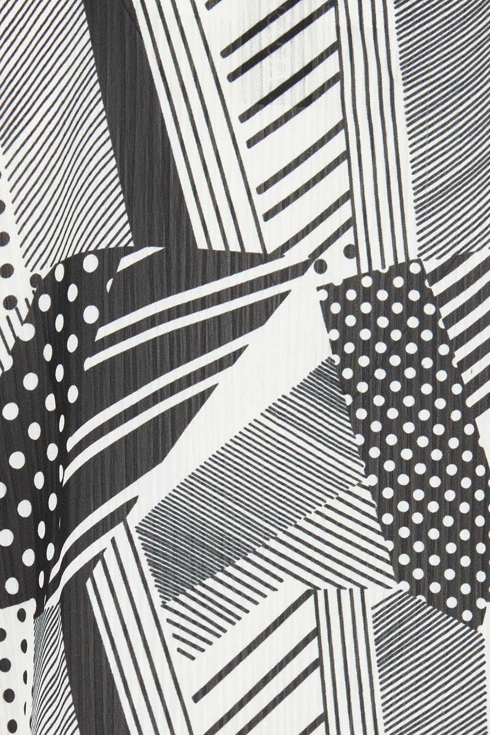 Product shot of the Belle Full Sleeve Printed Shirt in colour Blackivory (Black), detail