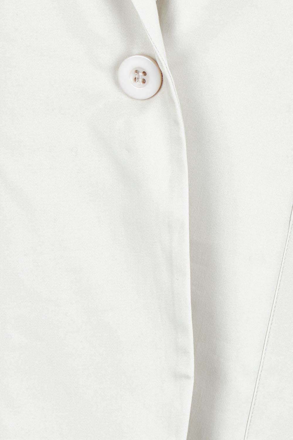 Product shot of the Belle Cotton Comfort Blazer in colour Stone, detail