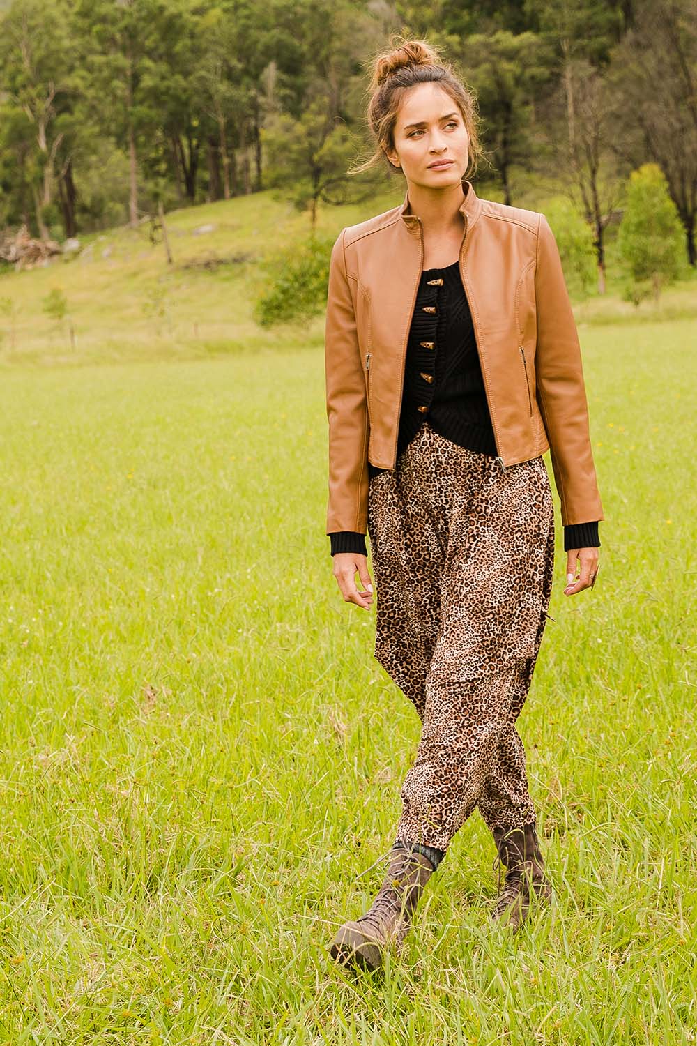 Model Ilona wearing size 10 of the Tied To You Comfort Pants in colour Leopard, from the front, showing the whole outfit