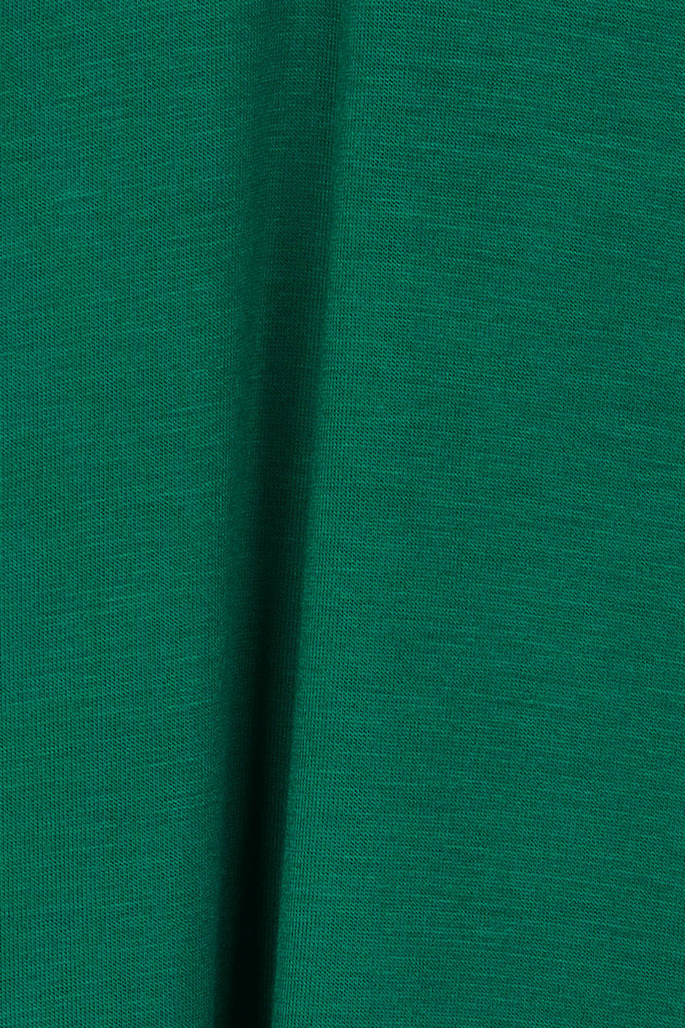 Product shot of the Softly Swinging Bamboo Tee in colour Lushgreen (Green), detail