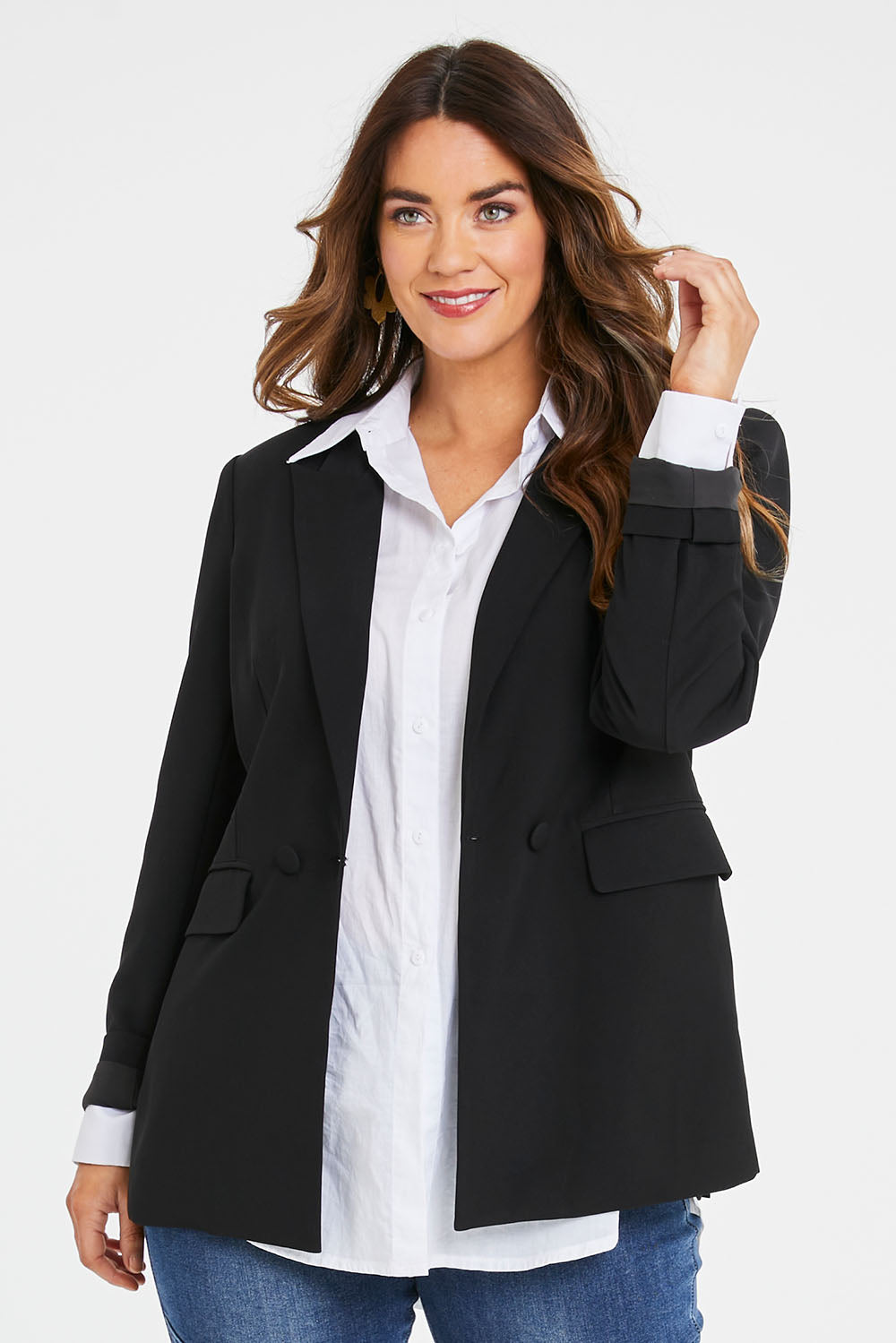 Model Laura wearing size 14 of the All For Love Blazer in colour Black (Black), from the front, cropped image