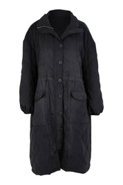Product shot of the Heart Warming Quilted Anorak in colour Black (Black), from the front