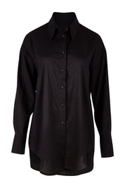 Product shot of the Relaxed Elegance Boyfriend Shirt in colour Black (Black), from the front