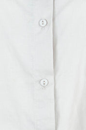 Product shot of the Relaxed Elegance Boyfriend Shirt in colour Stone, detail