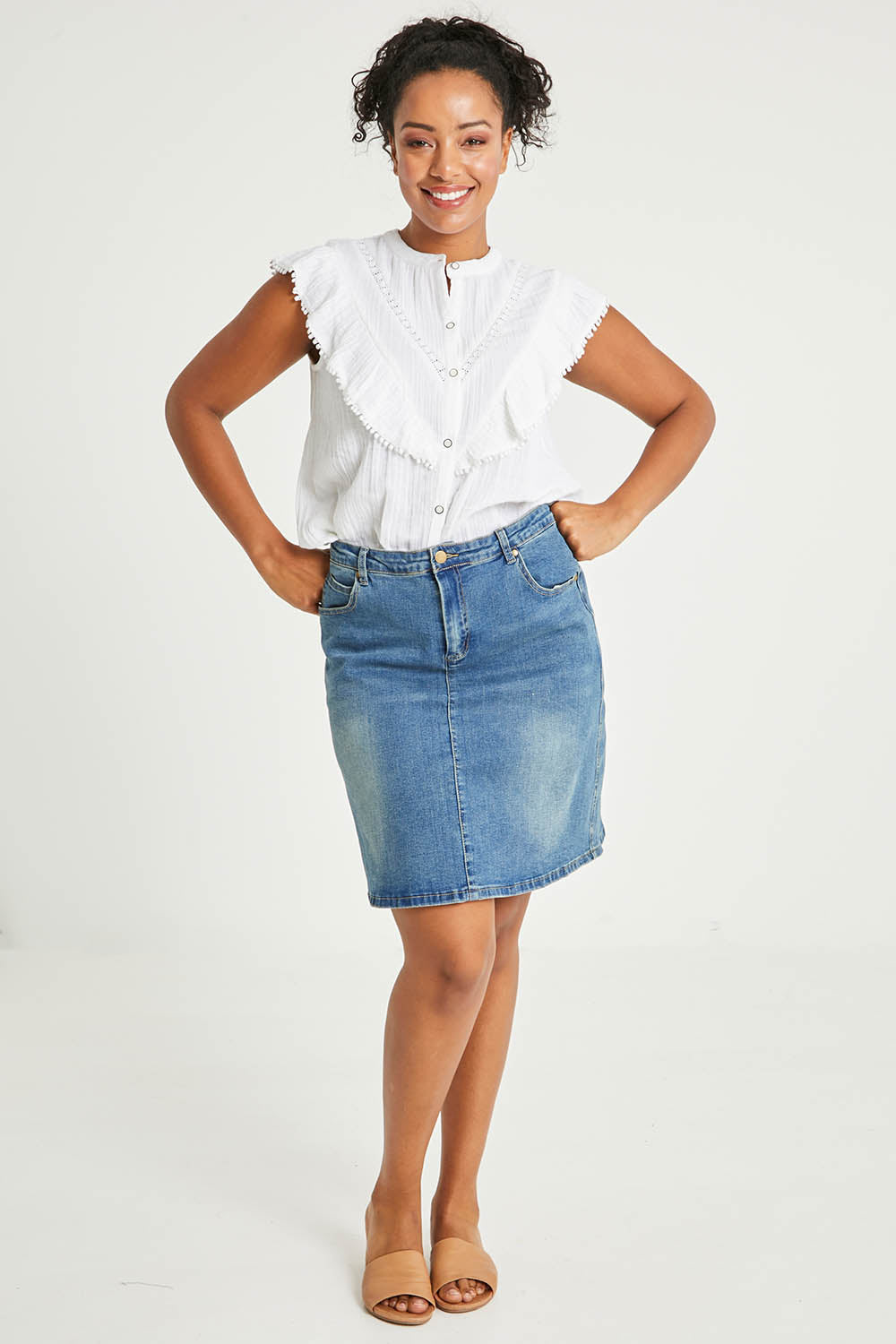 Model Noli wearing size 14 of the Summer Fun Cotton Blouse in colour White (White), from the front, showing the whole outfit