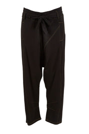 Product shot of the My Mercerised Cotton Pantaloni in colour Black (Black), from the front