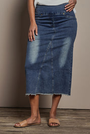 Model Tahnee wearing size 10 of the Easy As Pull On Denim Skirt in colour Darkdenim (Blue), from the front, cropped image
