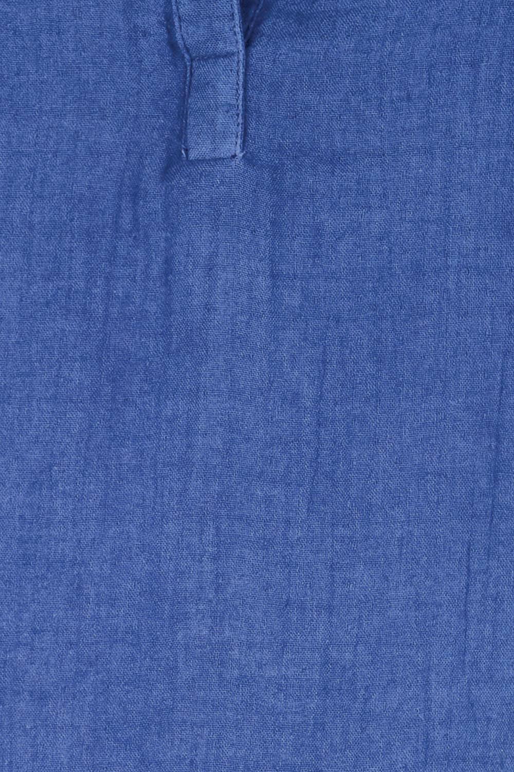 Product shot of the Every Other Day Cotton Blouse – Deepblue in colour Deepblue, showing detail