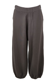 Product shot of the Keeping It Cool Boyfriend Pants in colour Castle (Grey), from the front