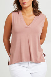 Model Monique wearing size 14 of the Bamboo Delight Tank in colour Mumbai, from the front, cropped image