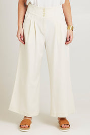 Model Jane wearing size 14 of the High Flying Wide Leg Pants in colour Cream, from the front, cropped image